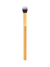medium full coverage concealer brush