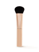 maneater™ silk stick brush
